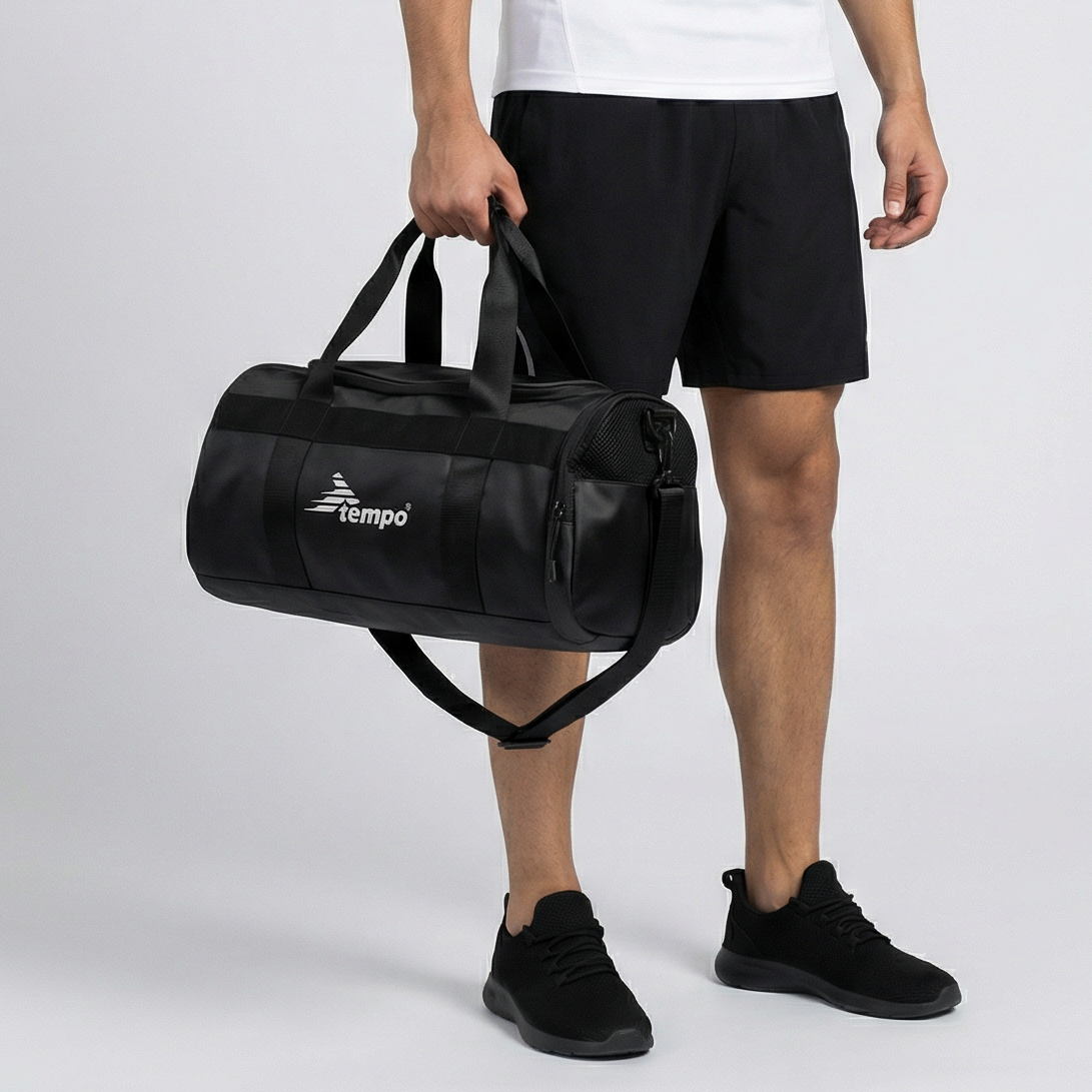 use_the_first_image_as_the_product_reference_black_tempo_duffel_bag_and_the_second_image_only_for_l_dczh860e9pgx9tvs8xws_0.png